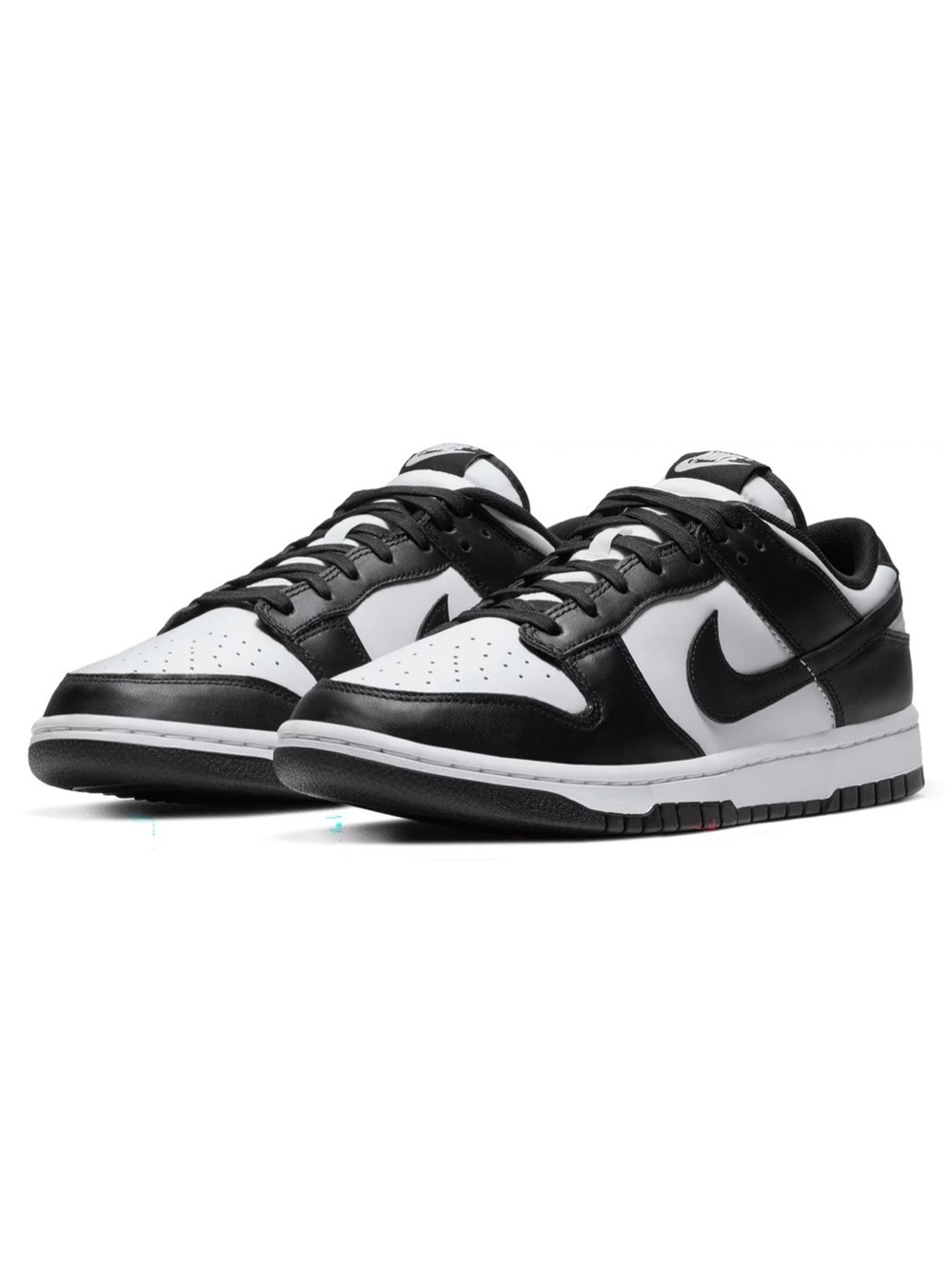 Nike Men's Black and White Low-Top Sneakers